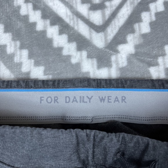 Mack Weldon ACE Sweatpants Men Small Gray Joggers Daily Wear Stretch Cotton - Picture 7 of 16